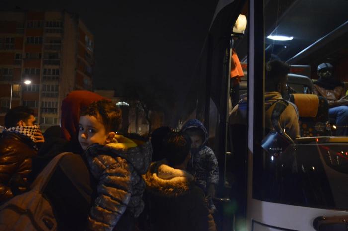 Buses in Istanbul transport refugees from Turkey to border with Greece for&nbsp;free